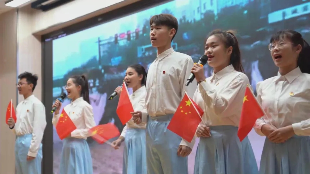 最美思政教师.webp.jpg