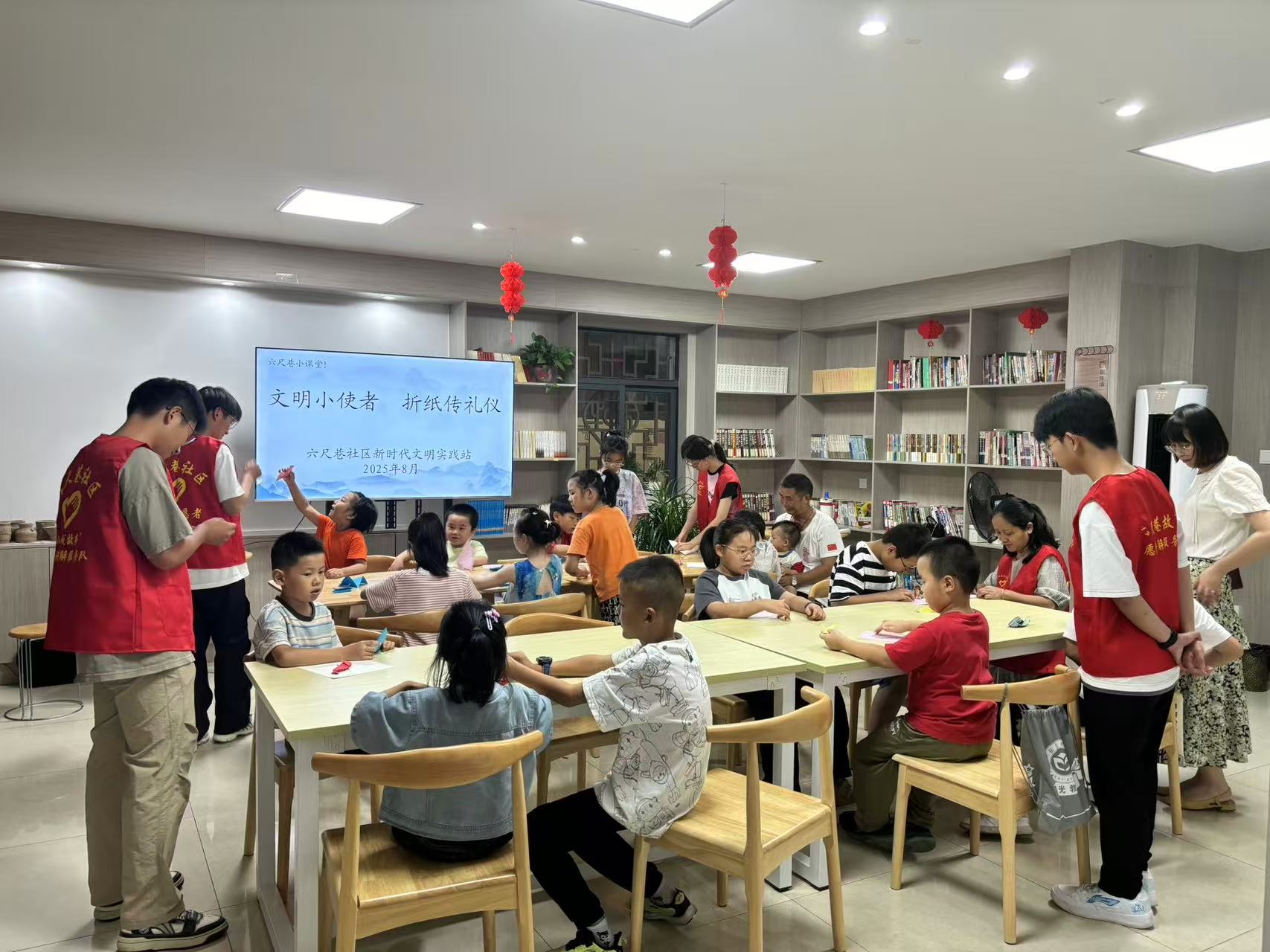 桐城市六尺巷德邻社开展传统文化教育活动.jpg